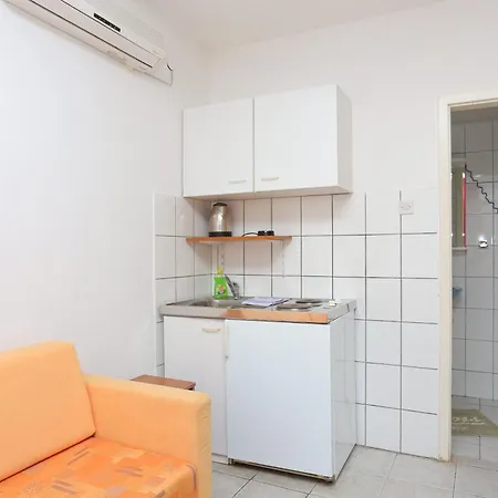 2784c Gradac (Split-Dalmatia)